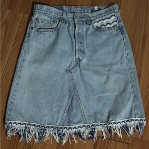Levi’s Buzz 18 Reworked Light Wash Denim Midi Skirt Crochet‎ Detail Hipster Y2k